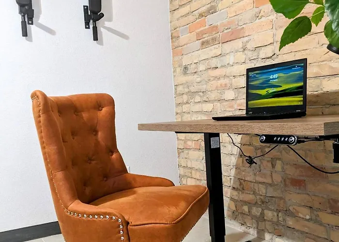 O 38 Luxe Loft Apartment *